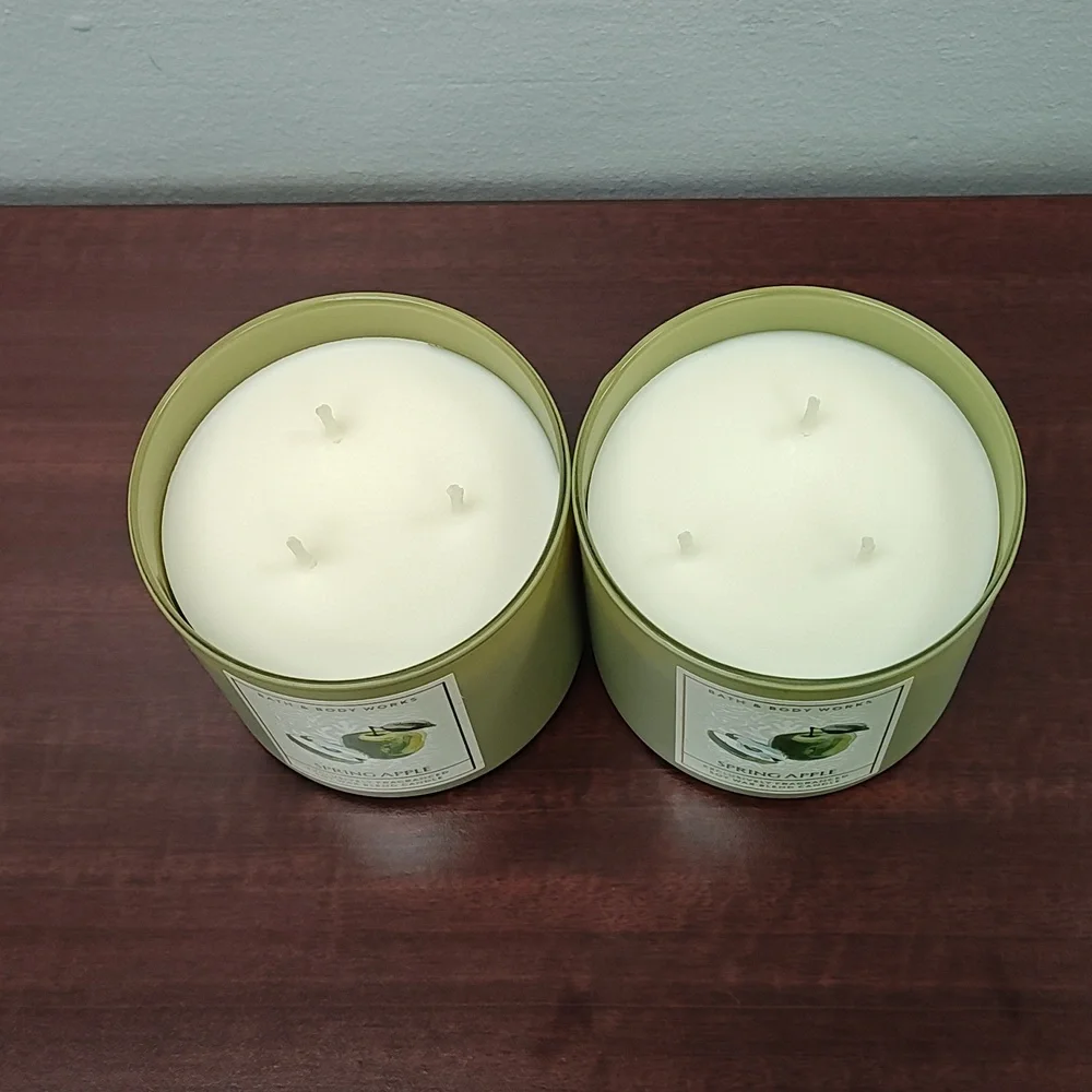 Bath & Body Works White Barn 